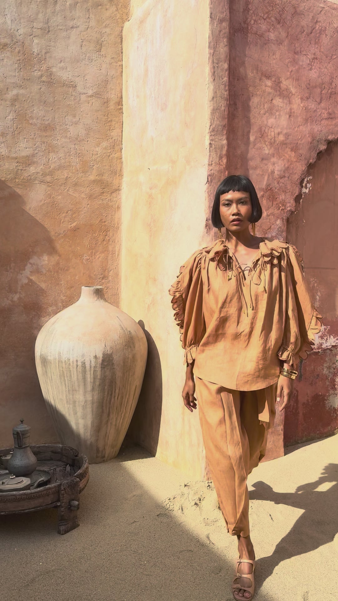 EDWARD SCALLOP EMBROIDERY BLOUSE